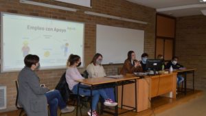 Down Lugo presenta o programa Emprego con apoio na Facultade de ADE do campus lucense